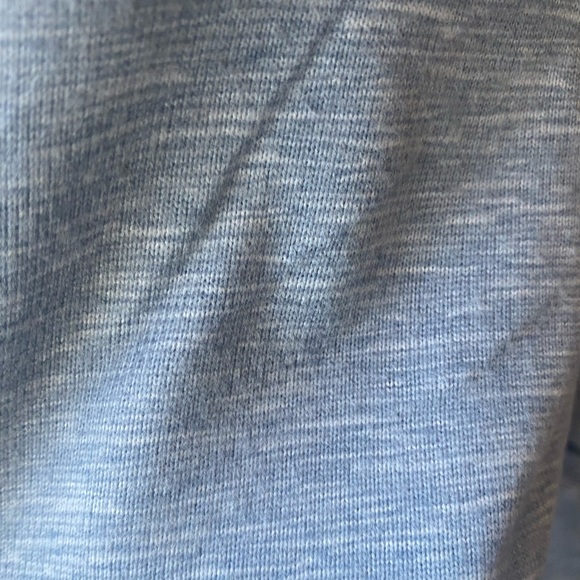 Apt. 9 Casual V Neck Tee ⭐️ - Picture 3 of 4